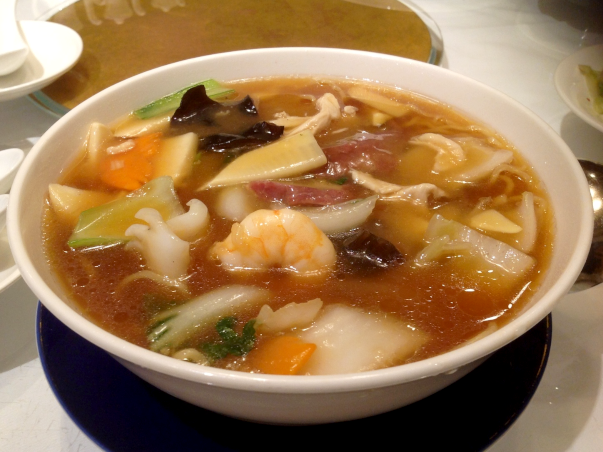 ファイル:Japanese Chinese Cuisine -（什錦湯麺）Soup Noodles with Meat and Vegetabls at Heichinrou in Yokohama Chinatown, Kanagawa, established in 1884-15 May 2022.png