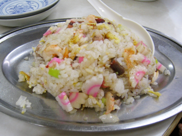 ファイル:Japanese Chinese Cuisine -（什錦炒飯）Chahan at Kaiinkaku in Yokohama Chinatown, Kanagawa, established in 1936.png