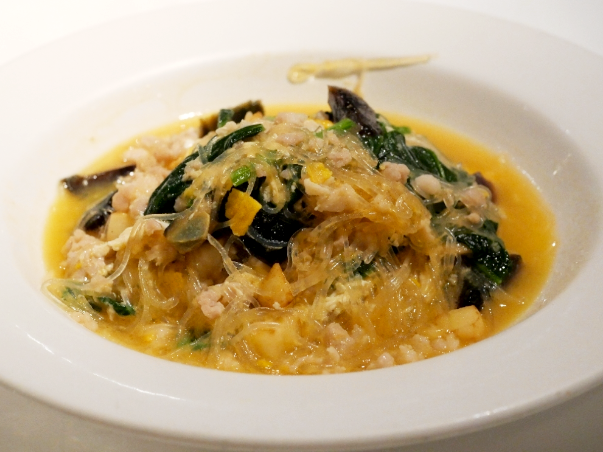 ファイル:Japanese Chinese Cuisine -（金銀蛋浸莧菜）Heichinrou in Yokohama Chinatown, Kanagawa, established in 1884-15 May 2022.png