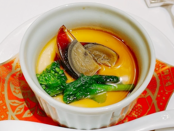 ファイル:Japanese Chinese Cuisine -(皮蛋清蒸水蛋)Heichinrou in Yokohama Chinatown, Kanagawa, established in 1884-15 May 2022.png