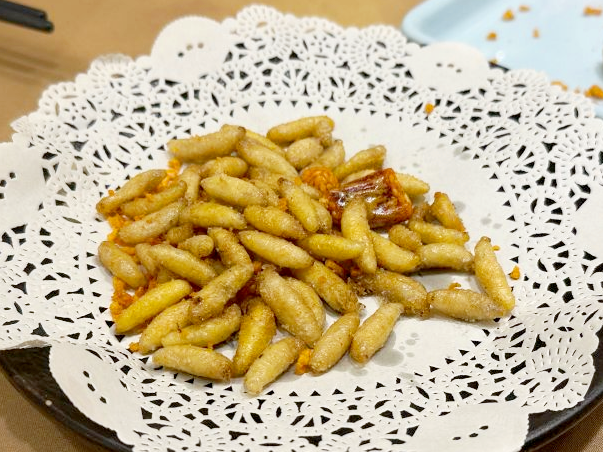 ファイル:Chinese Cuisine -(酥炸蜂蛹)Su Zha Feng Yong.png