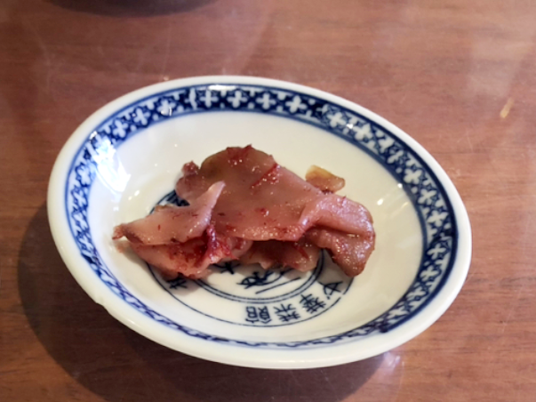 ファイル:Japanese Chinese Cuisine -（梅搾菜）Ume Zha Cai at Douhatsu in Yokohama Chinatown, Kanagawa, established in Meiji period.png