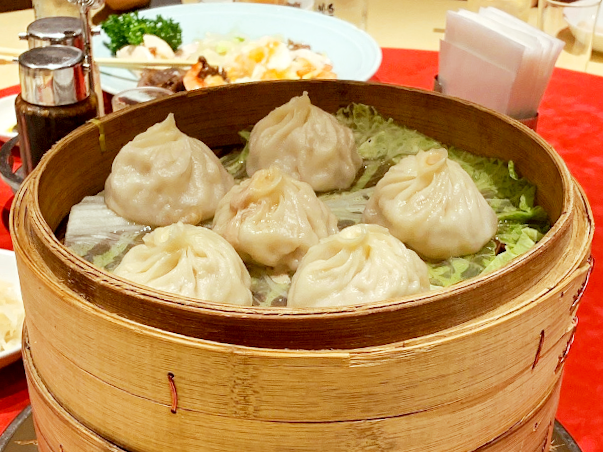 ファイル:Japanese Chinese Cuisine -(小籠包)Shinahanten, established in 1969, located in Shiba Daimon, Minato Ward, Tokyo.png