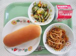 Japanese Tomato Dishes - Himuka Naporitan in School Lunches.png