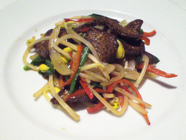 ファイル:Japanese Chinese Cuisine -（韮菜炒猪肝）Heichinrou in Yokohama Chinatown, Kanagawa, established in 1884-15 May 2022.png