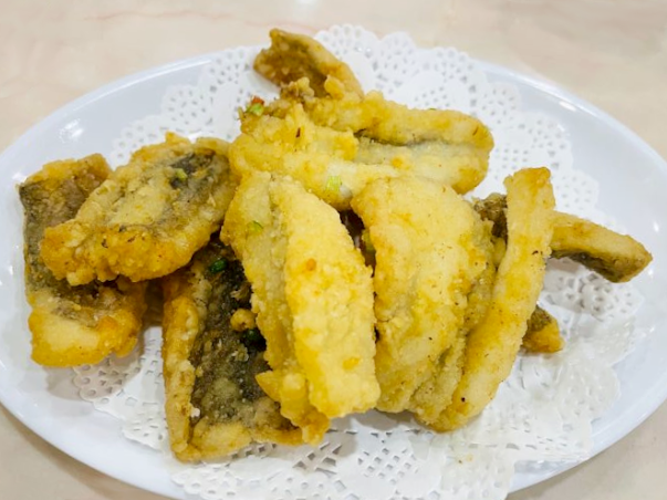 ファイル:Chinese Cuisine -(椒盐九肚鱼)Jiao Yan Jiu Du Yu.png