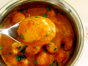 Indian Tomato Dishes - Dum Aloo.png
