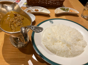 Japanese Curry Rice - Shinjuku Nakamuraya in Shinjuku, Tokyo, established in 1927.png