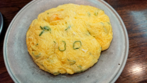 Japanese Omelette - Ebitama（滑蛋蝦仁）Minsei in Nankinmachi Kobe Chinatown, Hyogo, established in 1960.png