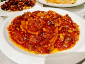 Chinese Cuisine -（红烧牛窝骨）Hong Shao Niu Wo Gu.png