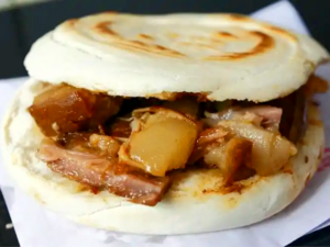 Chinese Cuisine -（中式汉堡）Chinese Burger.png