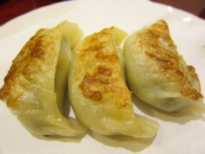 Japanese Gyoza -（餃子）Pan Fried Dumplings.png