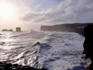 Iceland -（Dyrhólaey）Kirkjufjara Beach with Rough Waves.png