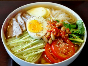 Chinese Cold Noodle - 延吉冷面 Korean Style Cold Noodles in Yanbian Korean Autonomous Prefecture, Jilin.png
