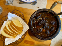 テルセイラ島の伝統料理‎