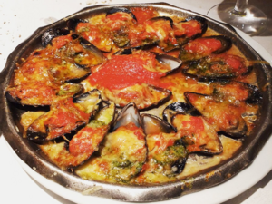 Belgian Tomato Dishes - Moules à la Provençale.png
