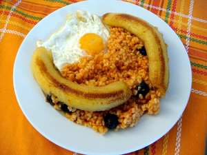 Arroz a la cubana.png