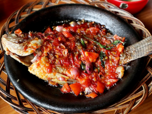 Indonesian Tomato Dishes - Pisro.png