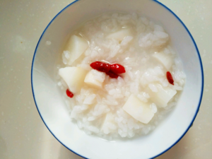 Chinese Porridge with Goji Berry and Yam.png