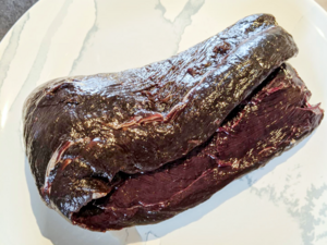 Icelandic Meats -（Common Porpoise）Hnísukjöt.png