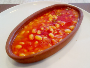 Turkish Tomato Dishes - Kuru fasulye.png