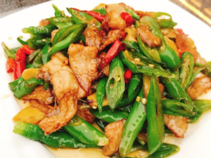 Chinese Xiao Chao Rou -（川味小炒肉）Sichuan Sliced Pork with Chili Pepper.png