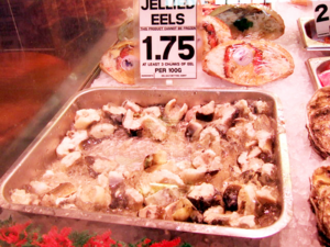 Traditional British Dishes - Jellied Eels.png
