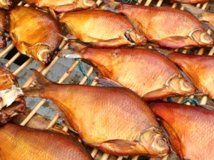 Chinese Cuisine -（熏鱼）Smoked Fish.png