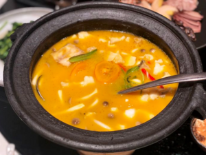 Chinese Tomato Dishes -（雕梅酸汤鲈鱼）Diao Mei Suan Tang Lu Yu.png