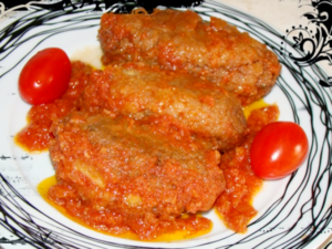 Greek Tomato Dishes - Soutzoukakia Smyrneika.png