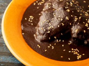 Guatemalan Tomato Sauce - Mole Guatemalteco.png