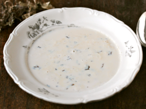 Icelandic Cuisine -（Moss Porridge）Fjallagrasagrautur.png