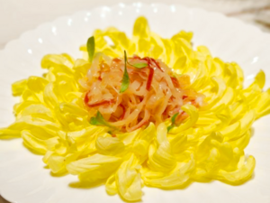 Chinese Cuisine -（菊花刺身）Ju Hua Ci Shen.png